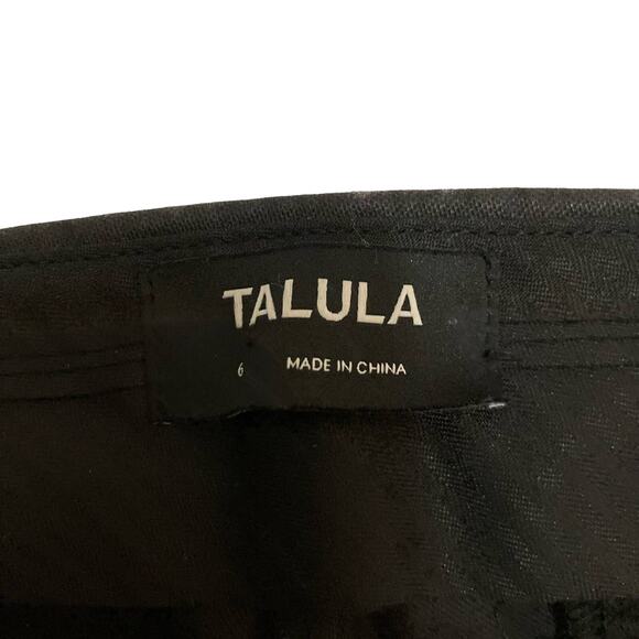 Aritzia Talula Coated Cigarette Pants Size 6 - Picture 5 of 8